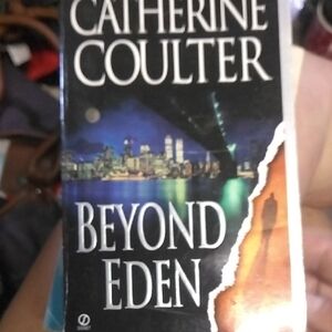 Betond Eden Catherine Coulter Paperback